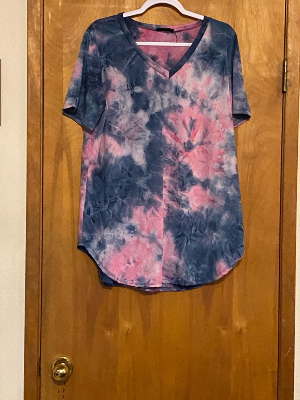 Tie-Dye V-Neck Short Sleeve Top - Pink & Blue